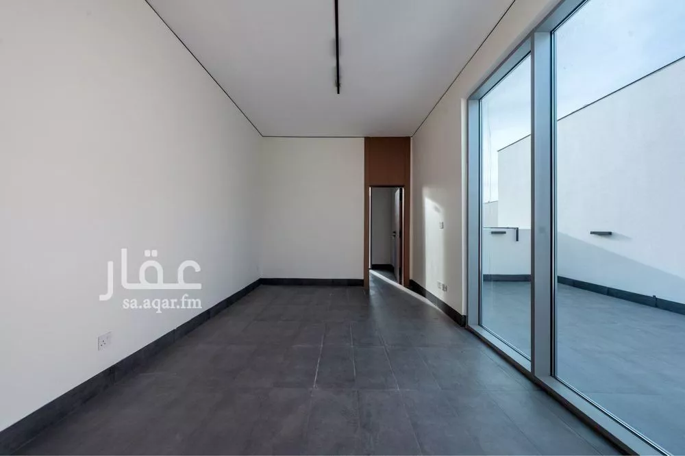 4 bedroom villa in Al Nuzhah, Eastern Province 9