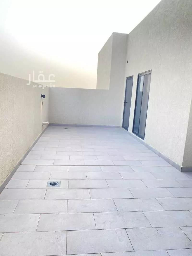 فيلا 6 غرف في الأمل 25