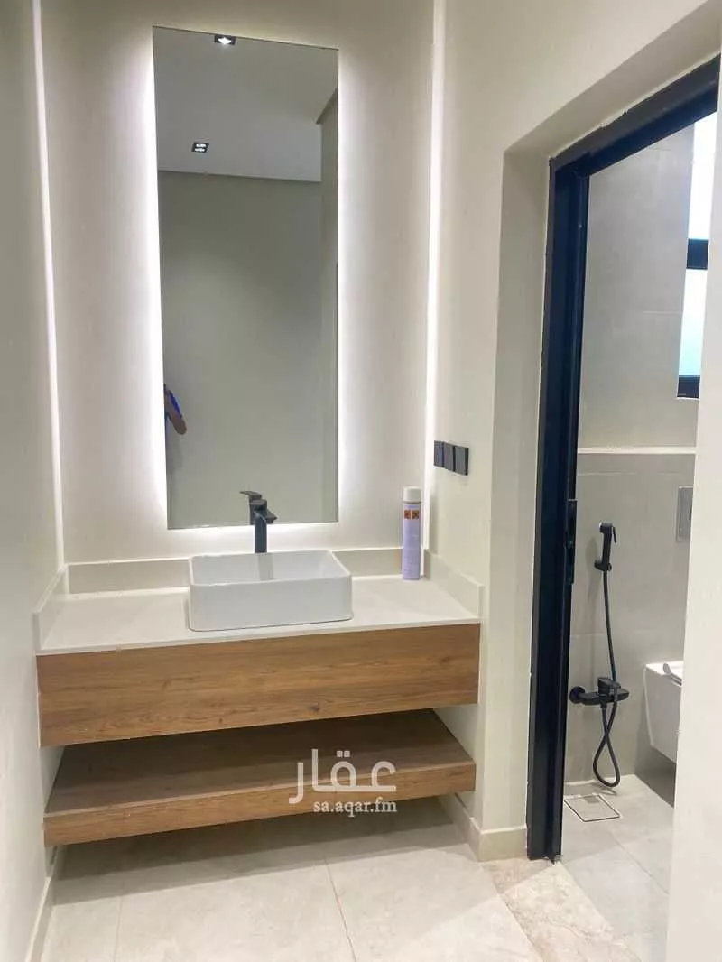 فيلا 6 غرف في الأمل 9