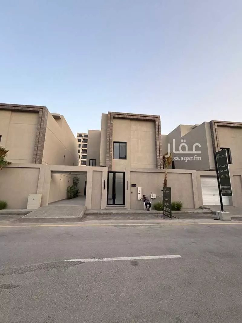 5 bedroom villa in Ash Shulah 1