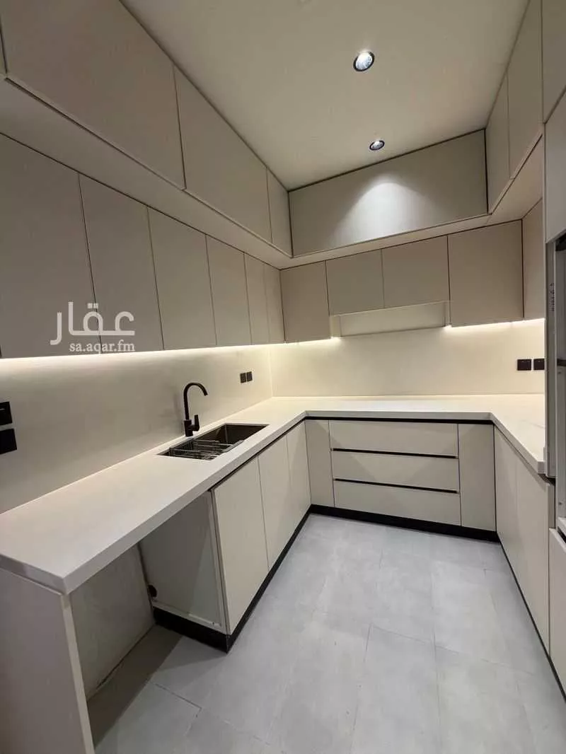 دور 4 غرف في النرجس 10