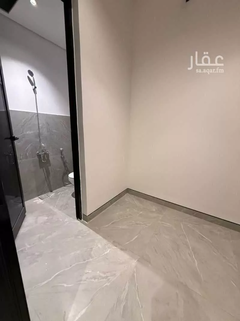 دور 4 غرف في النرجس 4