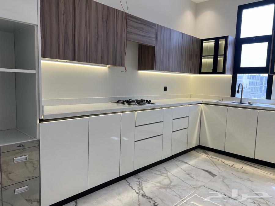 4 bedroom apartment in Al Aridh 5