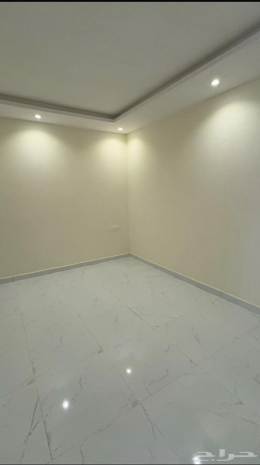 شقة 1 غرف في الرمال 2