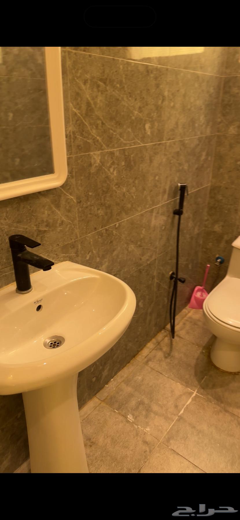 شقة  في الخليج 3