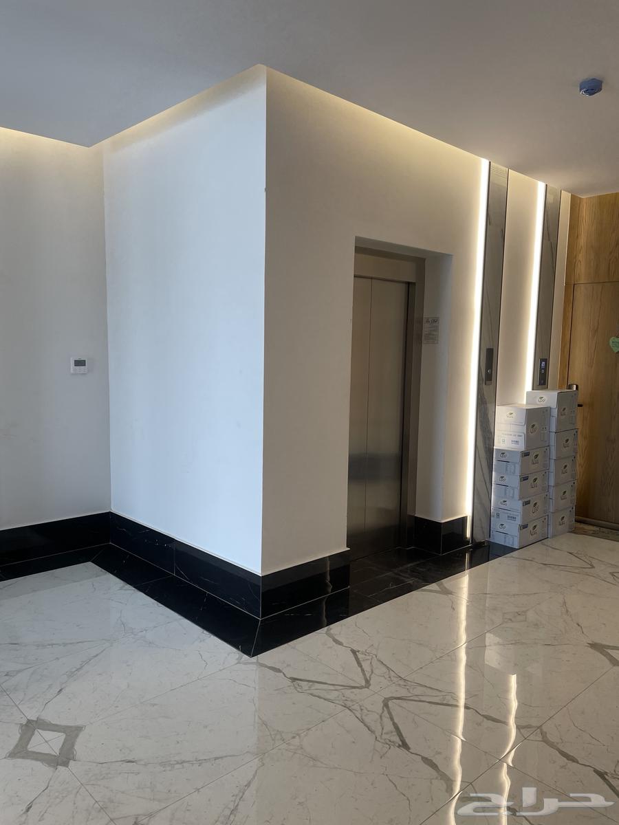 شقة  في النرجس 4