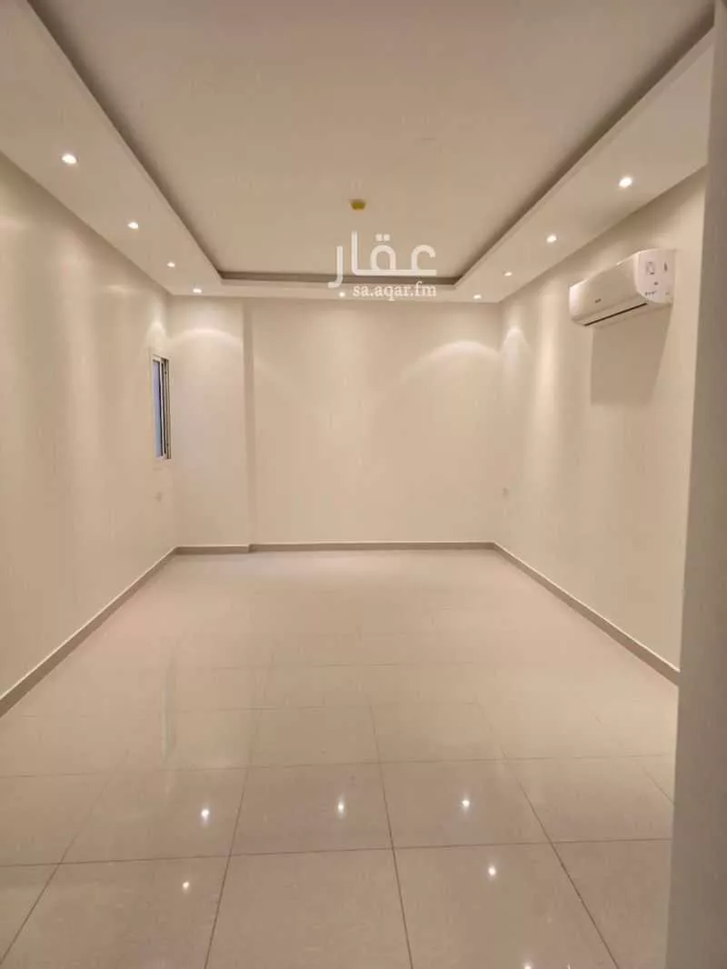 3 bedroom apartment in Al Sahafah 8
