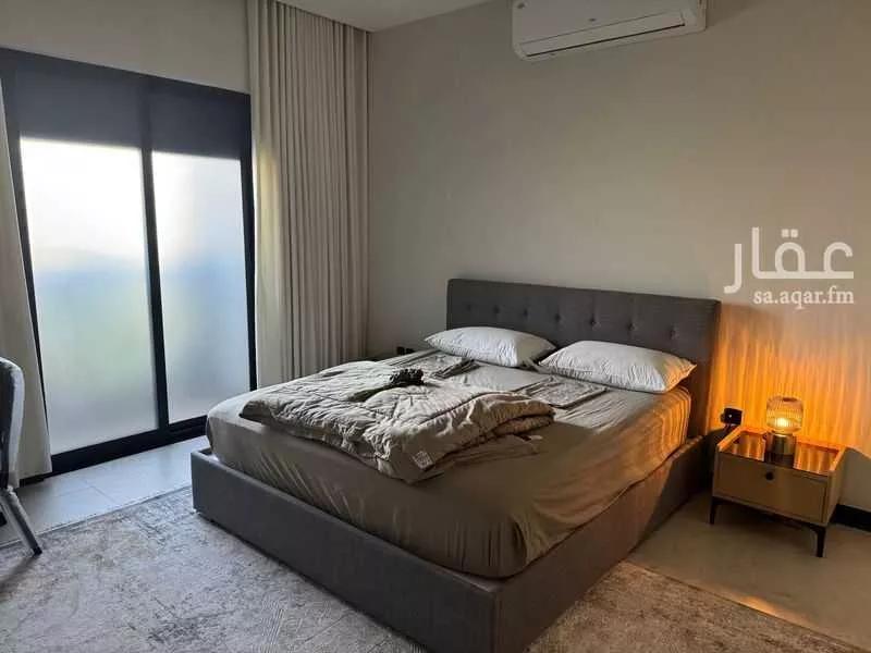 شقة 4 غرف في العارض 5