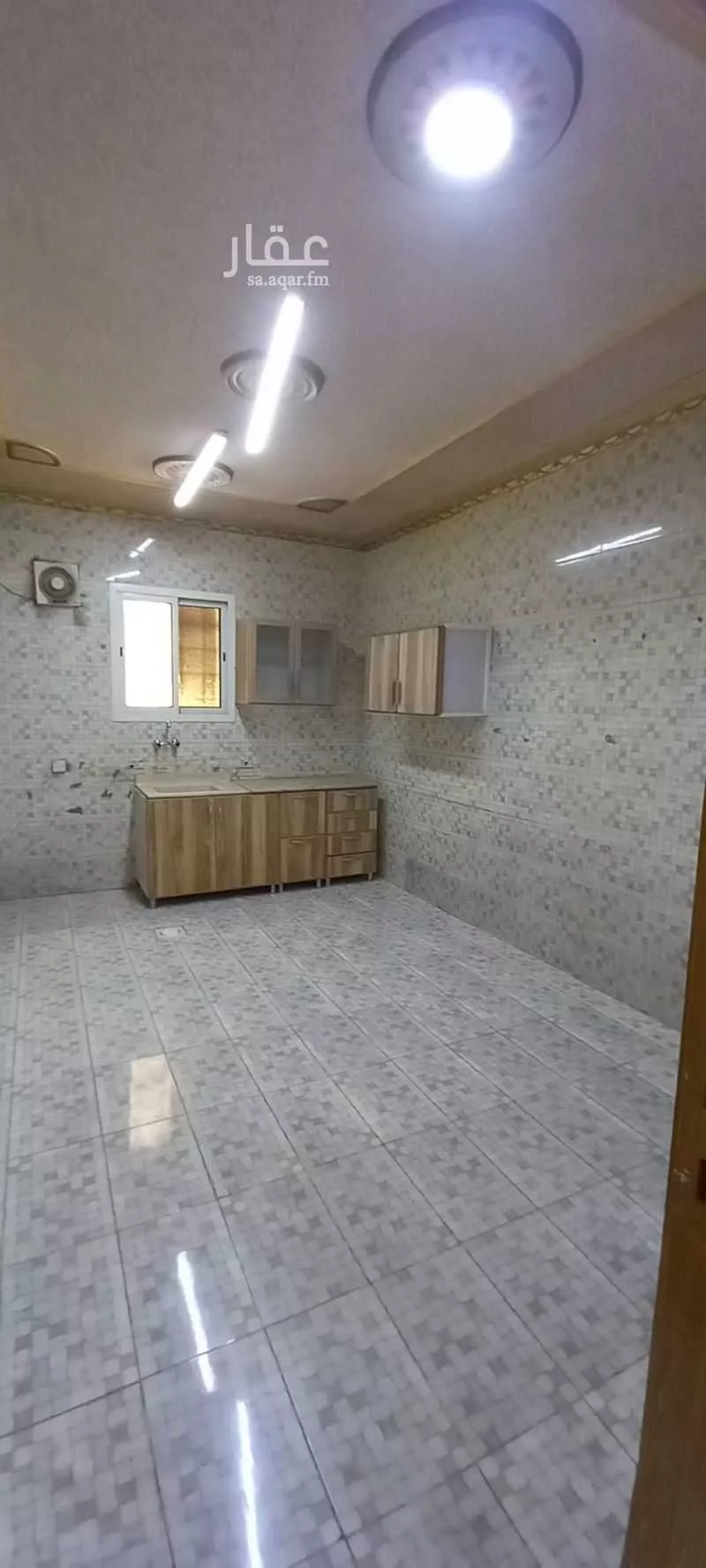 3 bedroom floor in Al Rimal 6