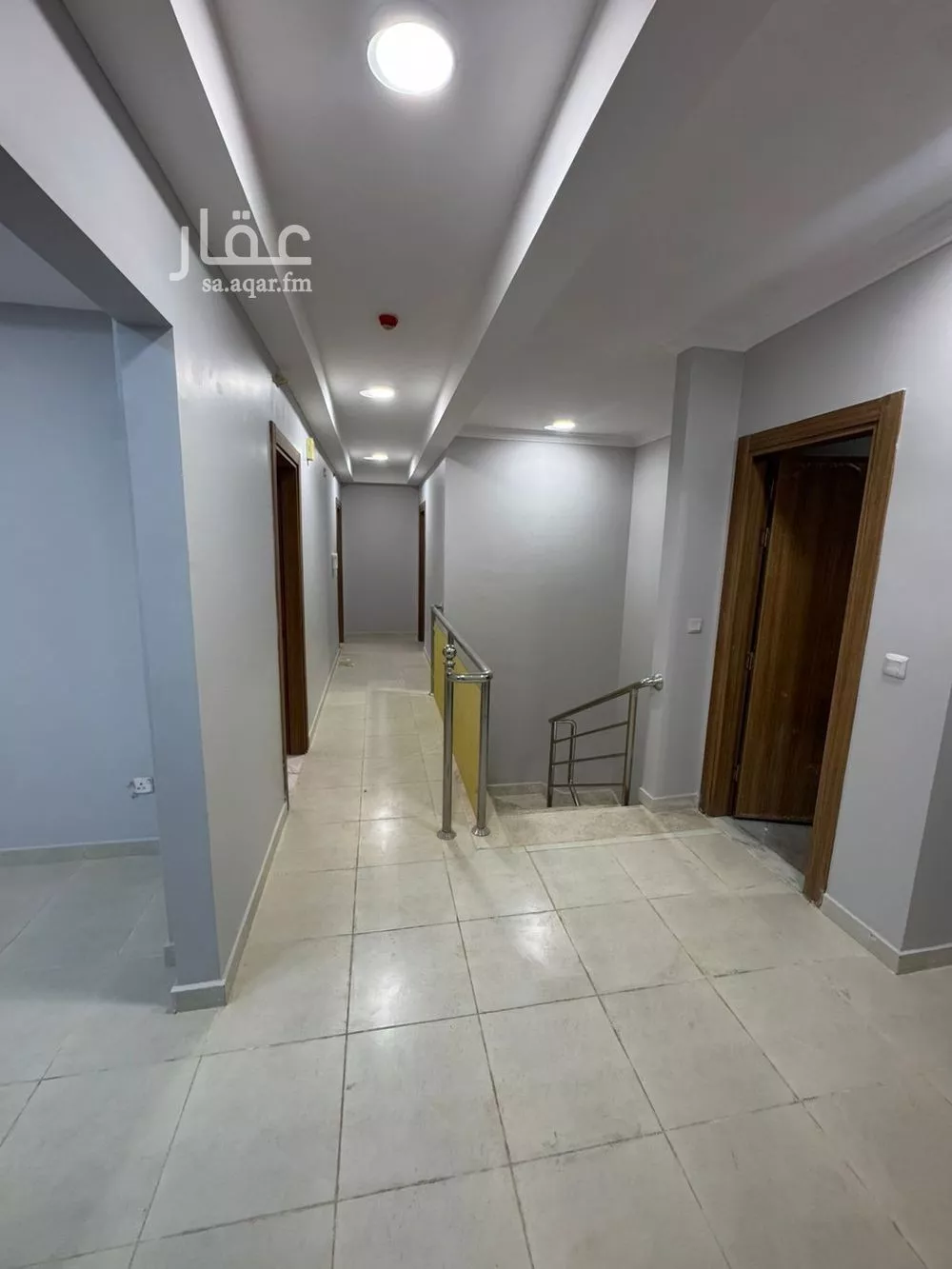 6 bedroom apartment in Al Falah 5