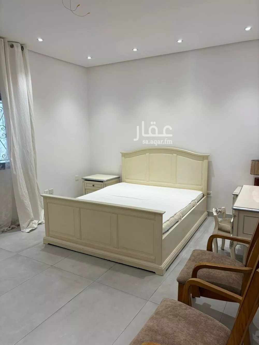 شقة 3 غرف في الشاطئ 5