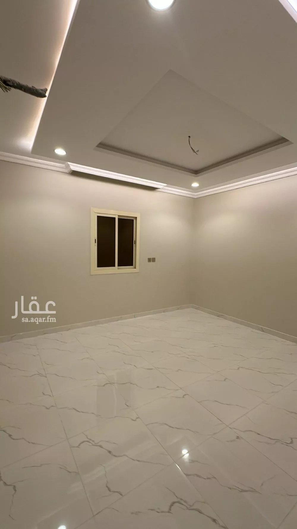 شقة 6 غرف في الريان 18