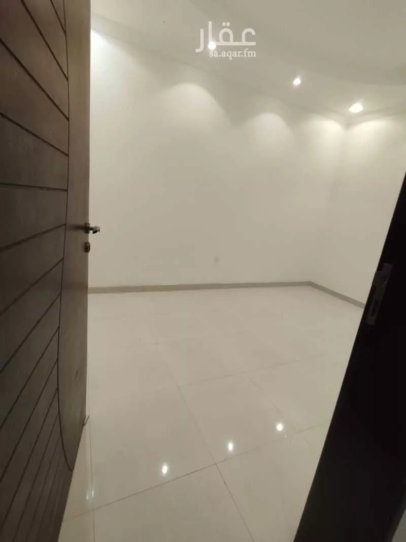 4 bedroom apartment in Al Yaqout, Jeddah 7