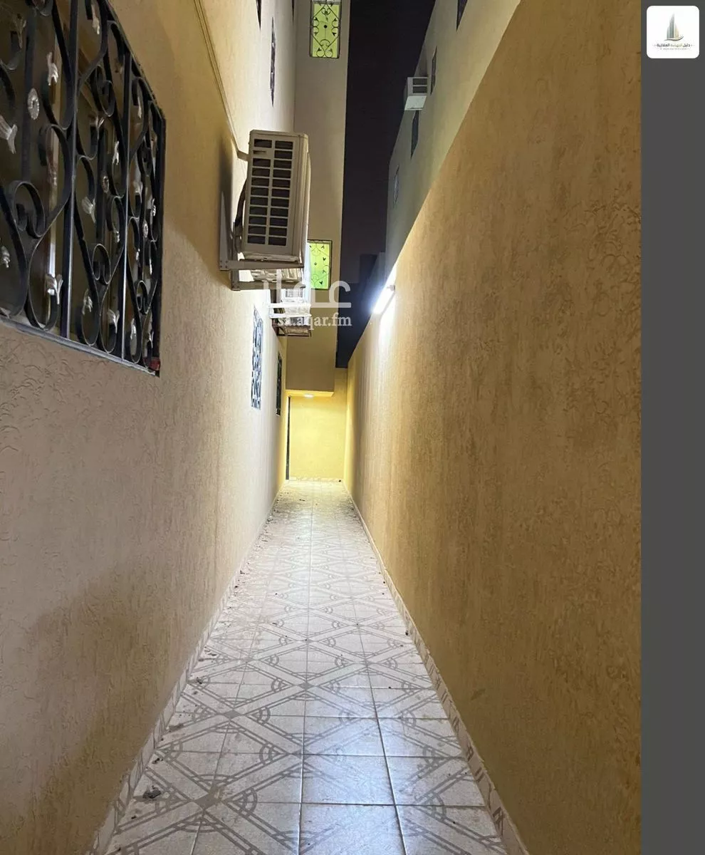 3 bedroom floor in Tuwaiq 12