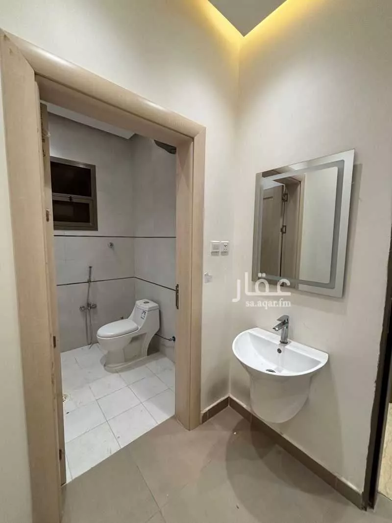3 bedroom floor in Al Aridh 2