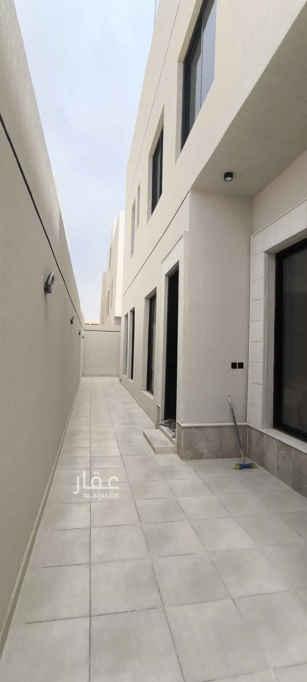 5 bedroom villa in Al Maizilah 25