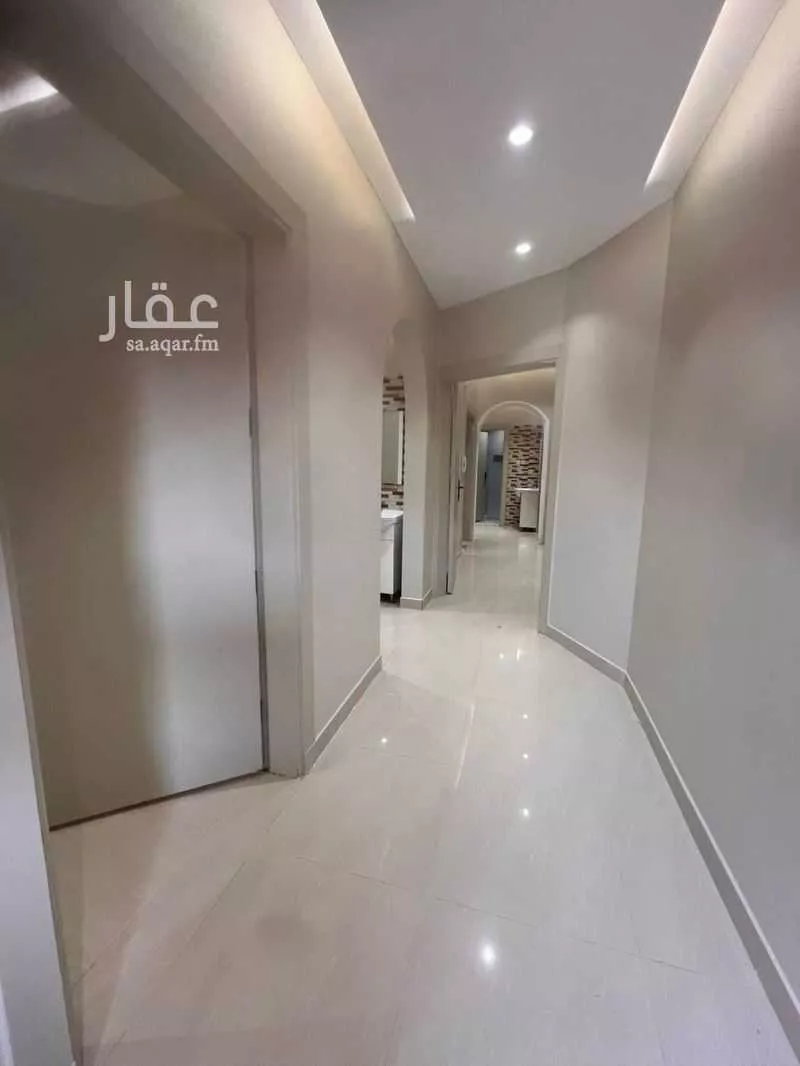 4 bedroom floor in Al Fayha 13