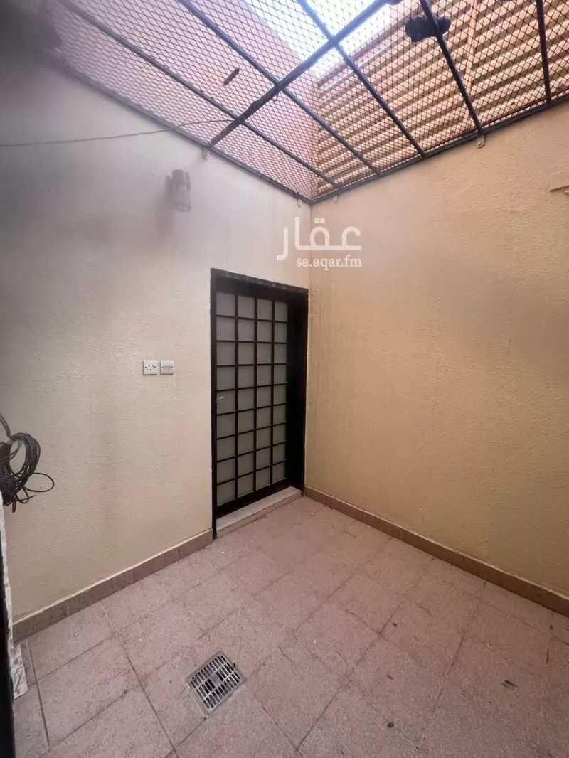4 bedroom floor in Al Fayha 8