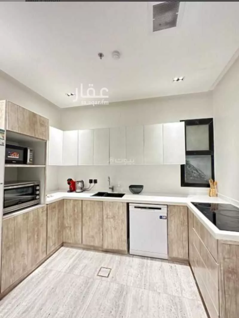 3 bedroom apartment in Al Malqa 4