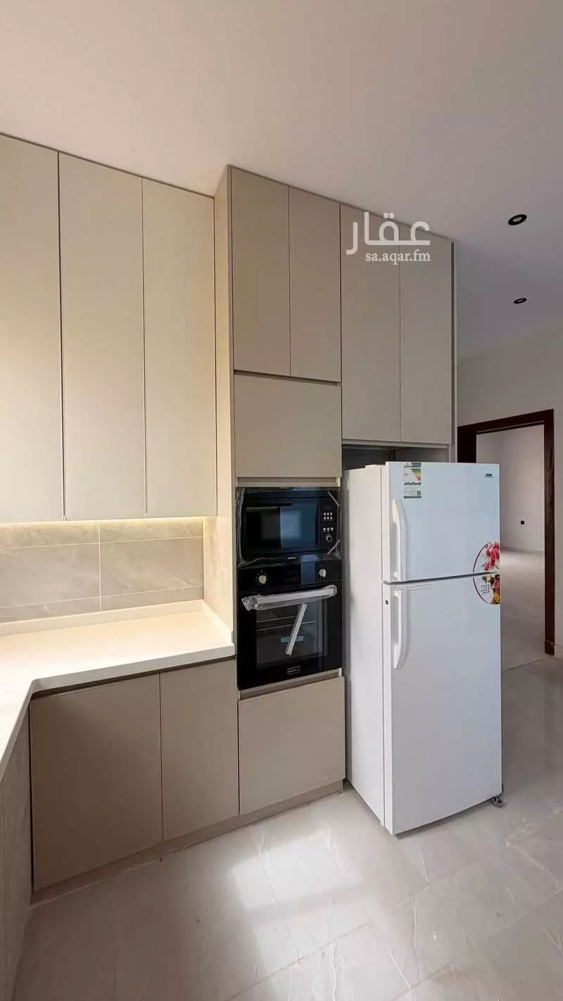 3 bedroom floor in As Suwaidi 2