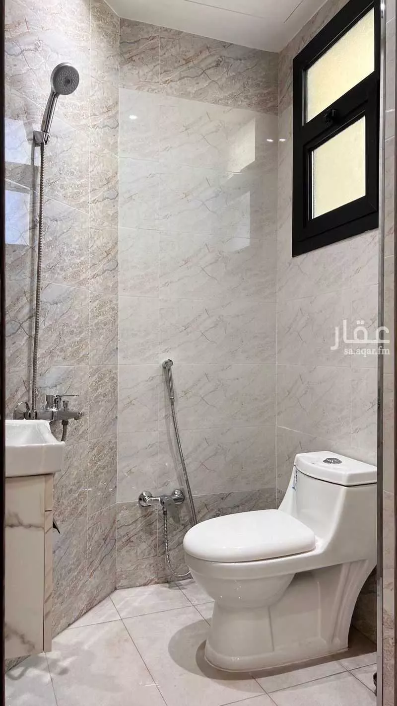 4 bedroom apartment in Al Aridh 9