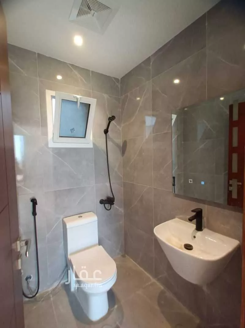 شقة 5 غرف في طيبة 5