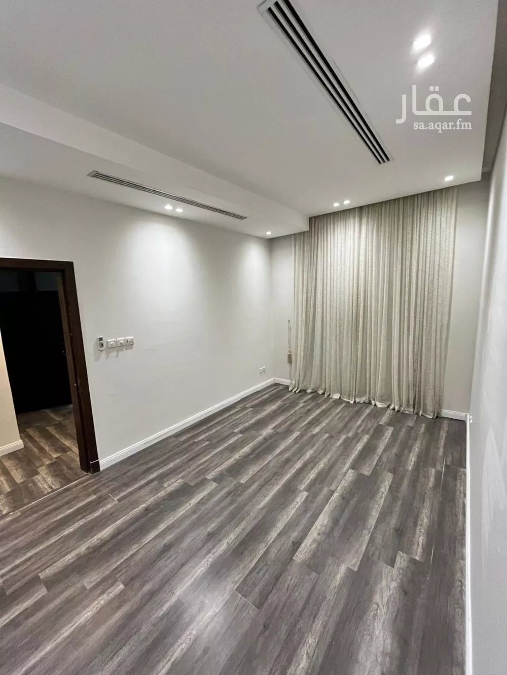 دور 3 غرف في العارض 18