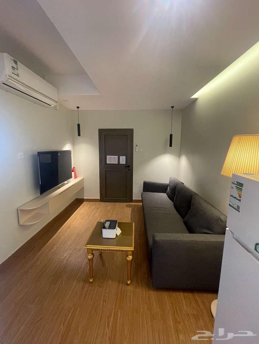 شقة 1 غرف في الفيصلية 5