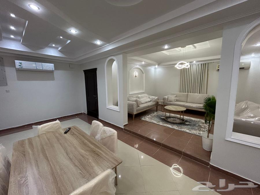 شقة 6 غرف في المروة 1