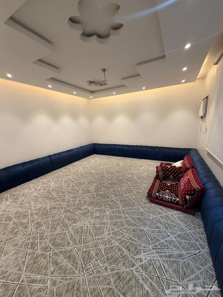 شقة 30 غرف في المنتزة 2