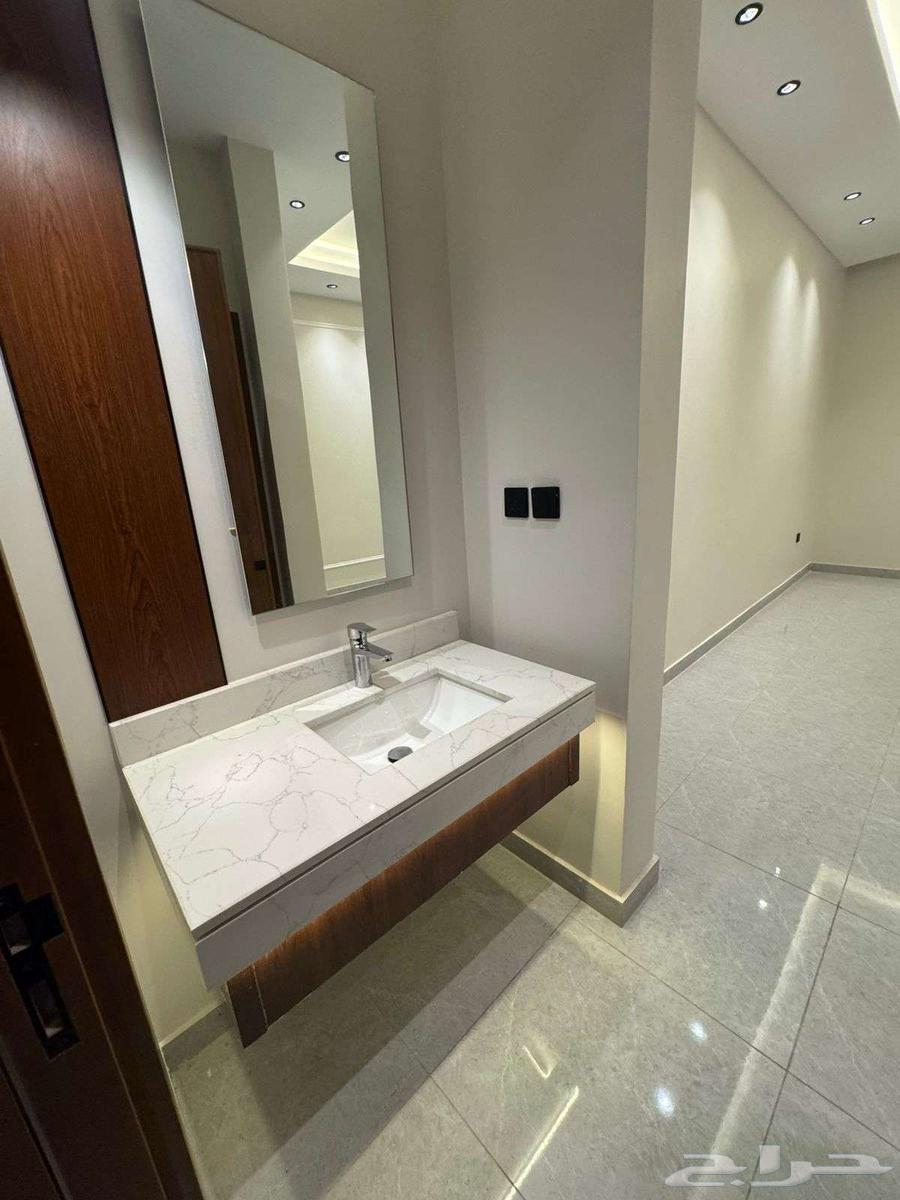 5 bedroom apartment in Al Fayha 4