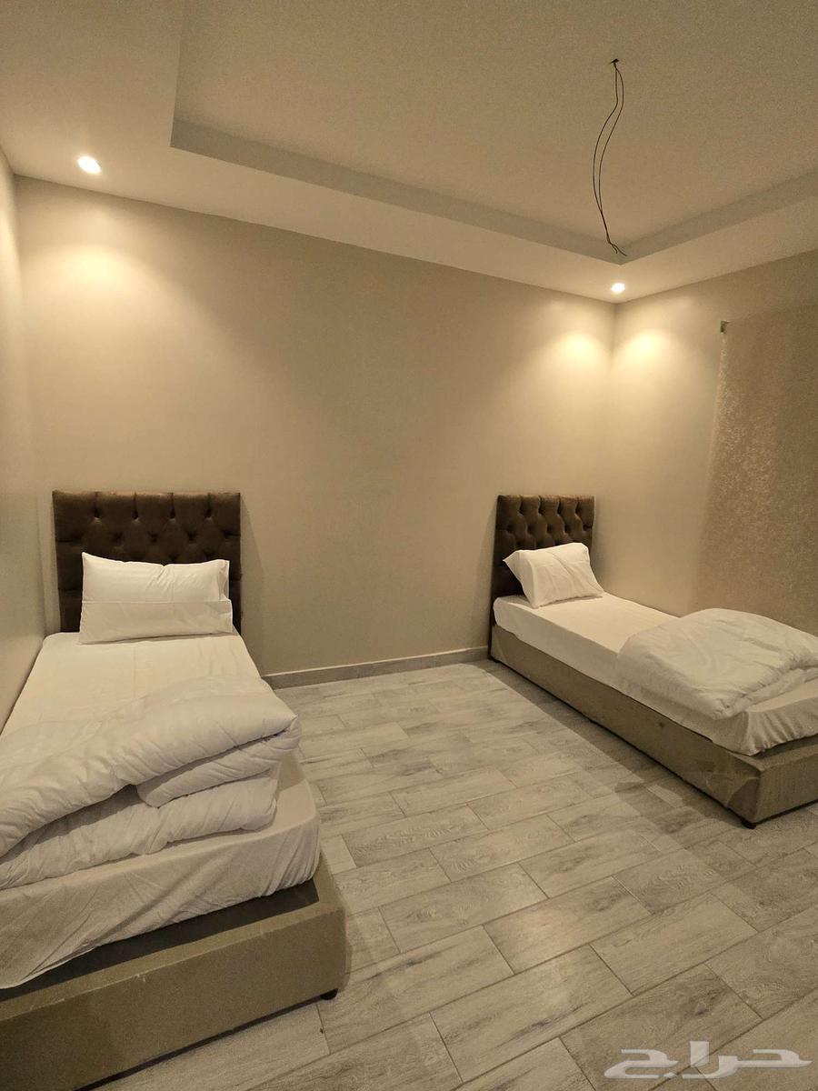 شقة 4 غرف في النسيم 5