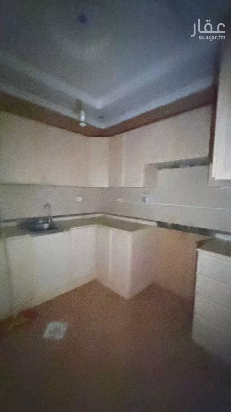 شقة 4 غرف في الصفا 4