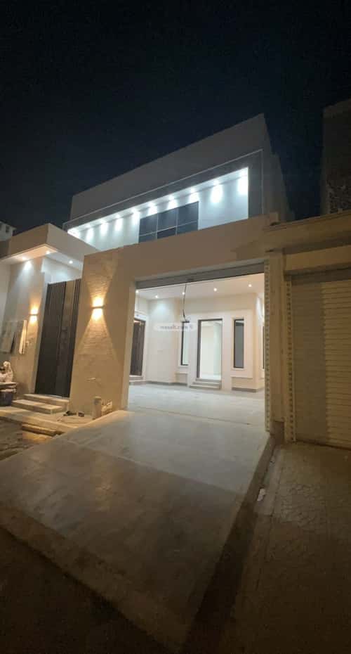 12 bedroom villa in Al Qadisiyah 2