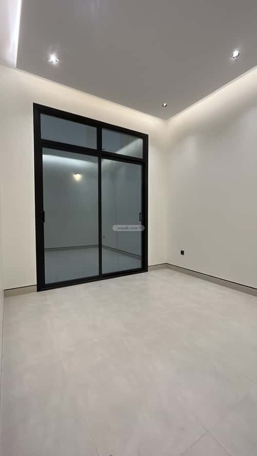 4 bedroom floor in Al Aridh 2