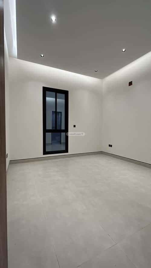4 bedroom floor in Al Aridh 13