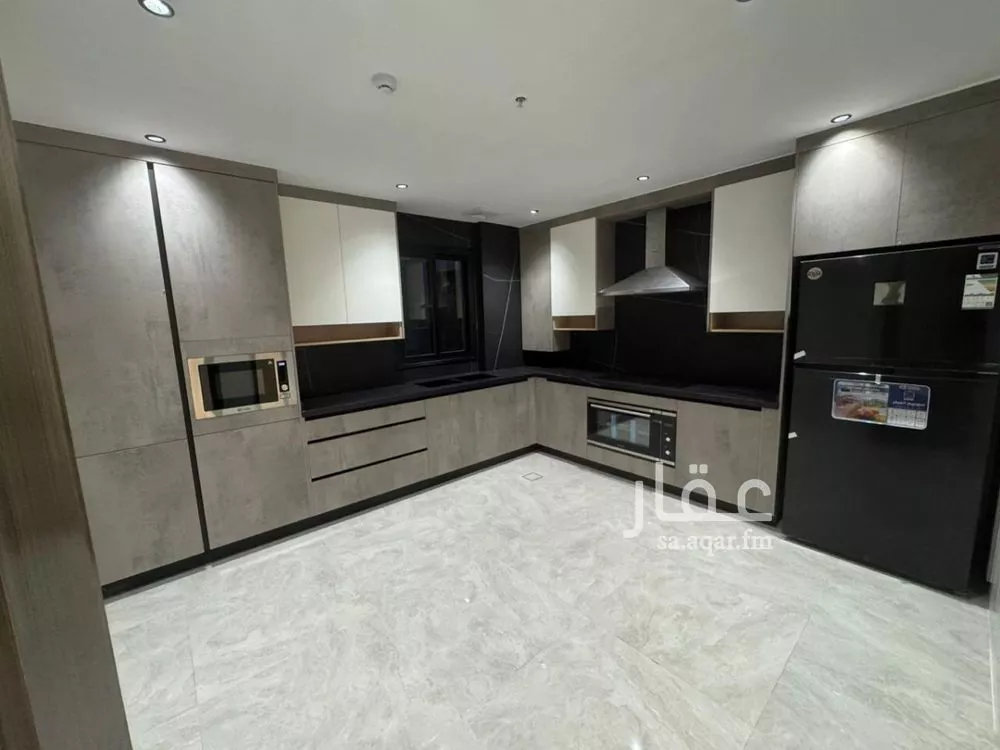 4 bedroom apartment in Ash Shati Al Gharbi, Eastern Province 14
