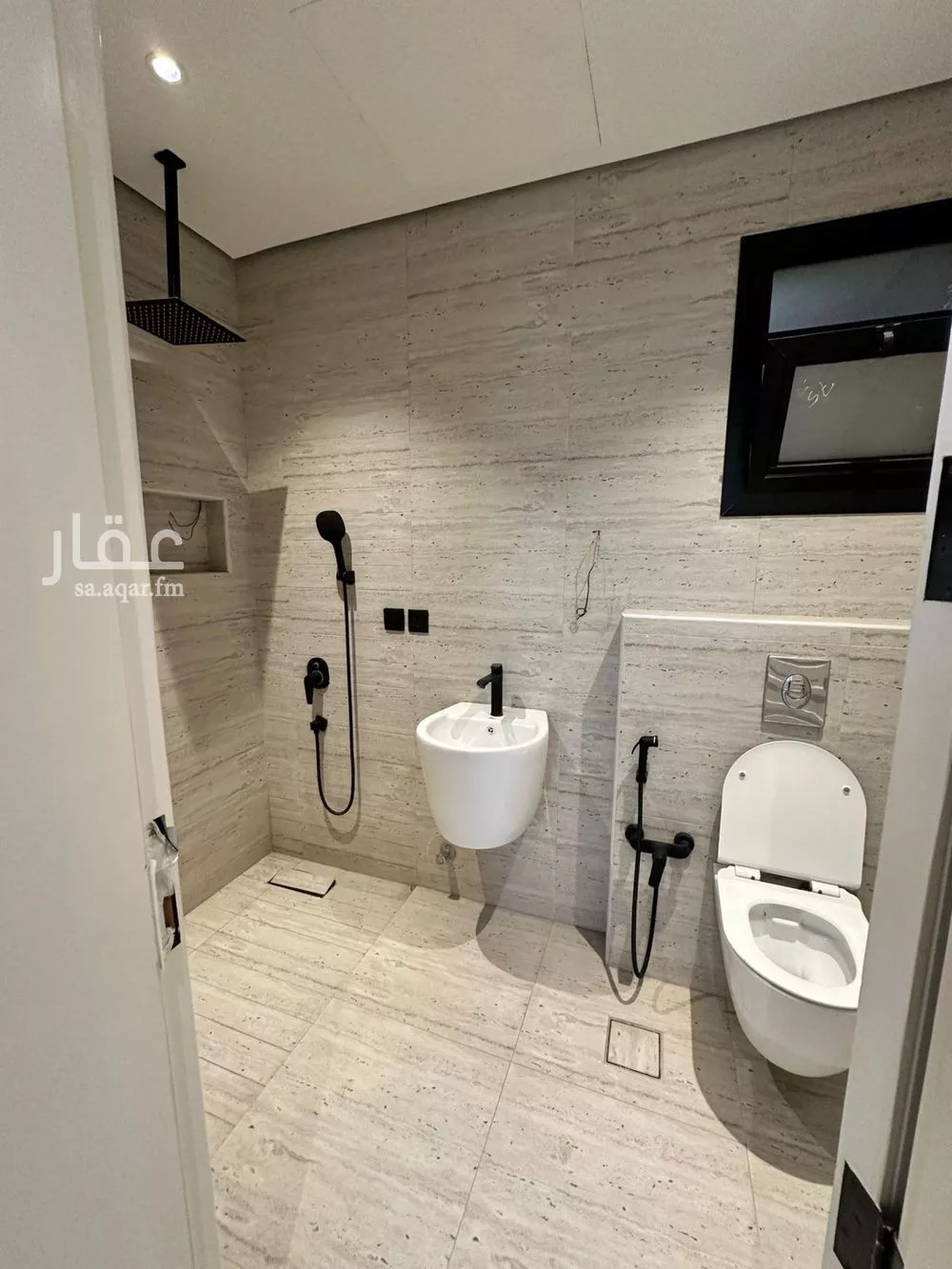 3 bedroom floor in Al Narjis 5