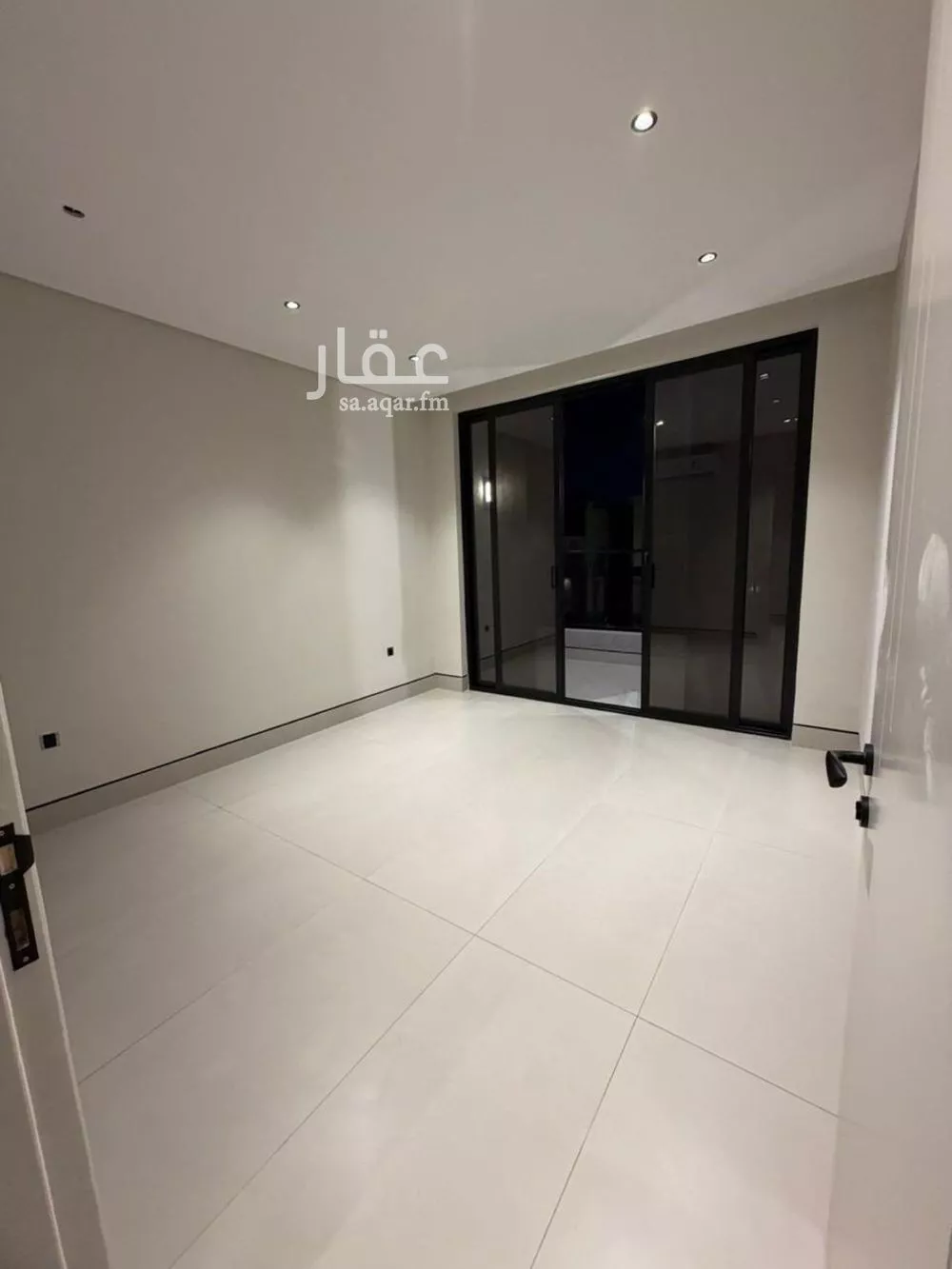 5 bedroom apartment in Al Manar 5