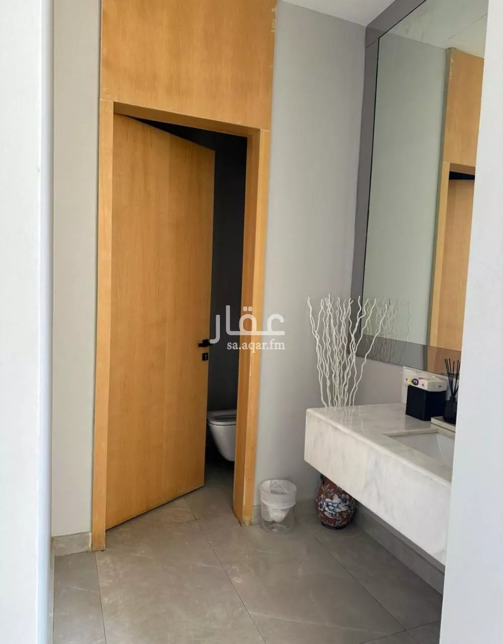 فيلا 4 غرف في العارض 5