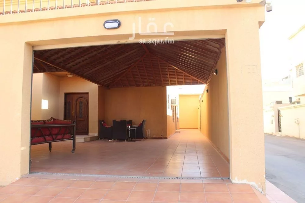 5 bedroom villa in Al Maseef, Riyadh 8