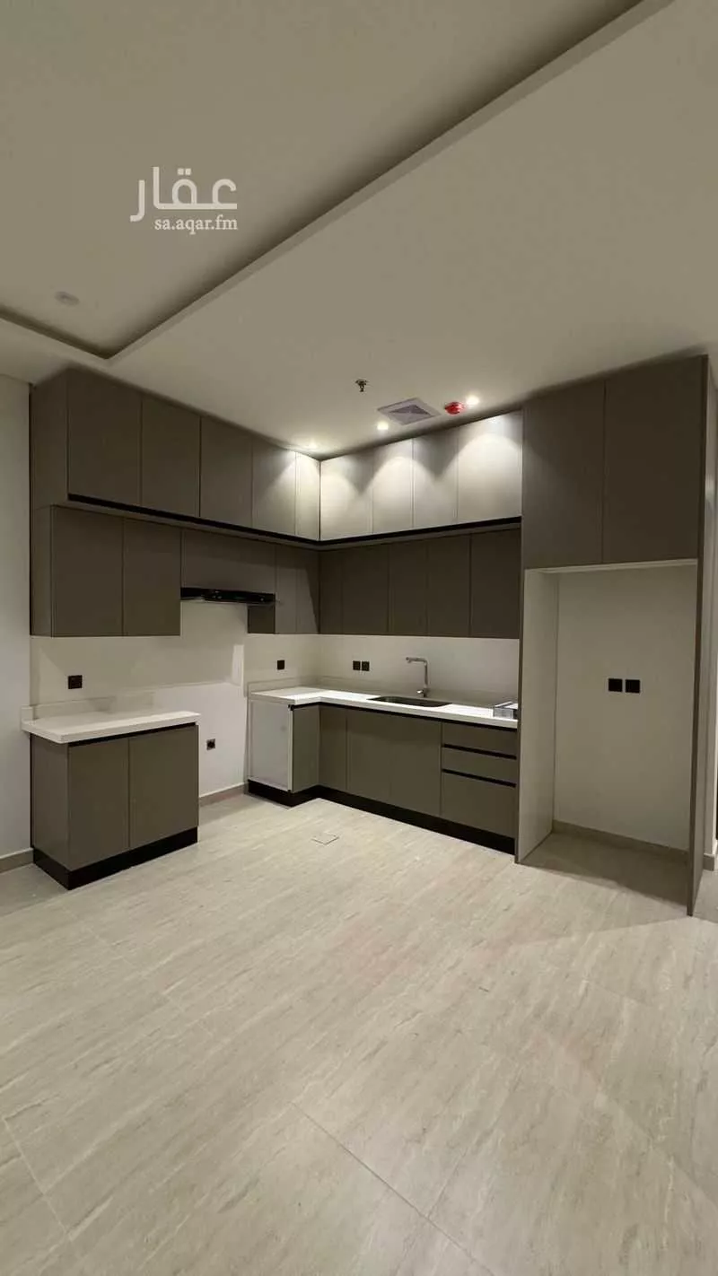 3 bedroom apartment in As Saif 6