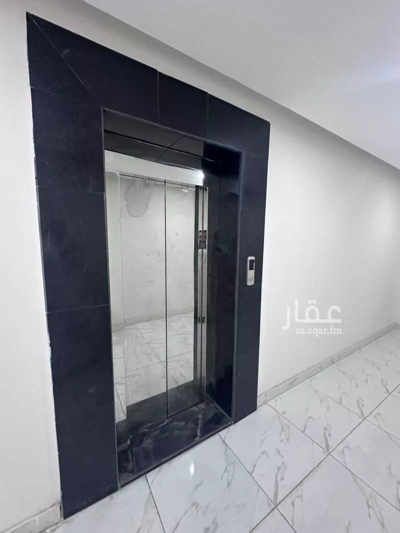 5 bedroom apartment in Al Manar 6