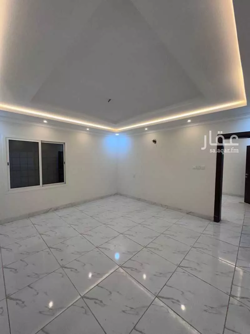 5 bedroom apartment in Al Manar 8