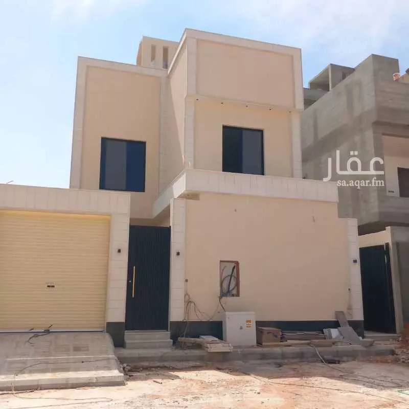 شقة 9 غرف في الجنادرية 1