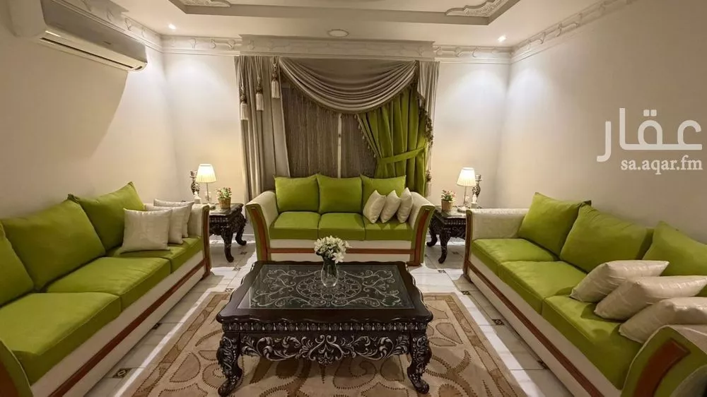 4 bedroom villa in Ishbiliyah 3