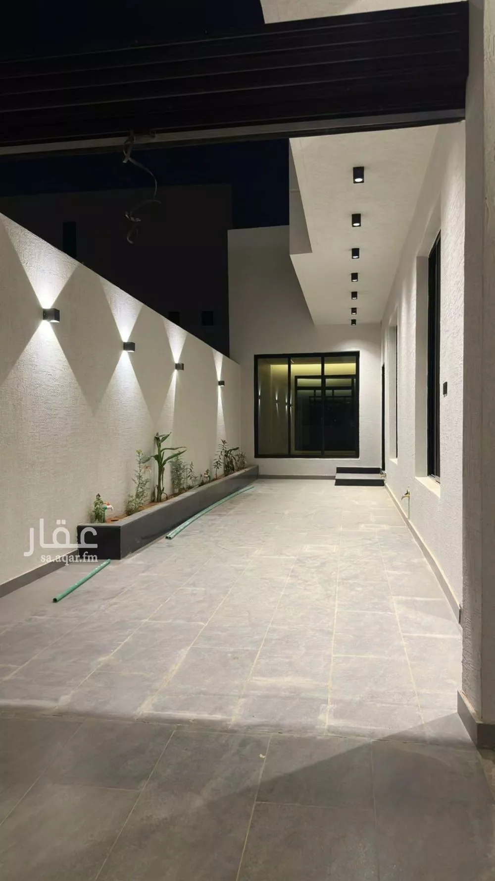 شقة 6 غرف في المهدية 5