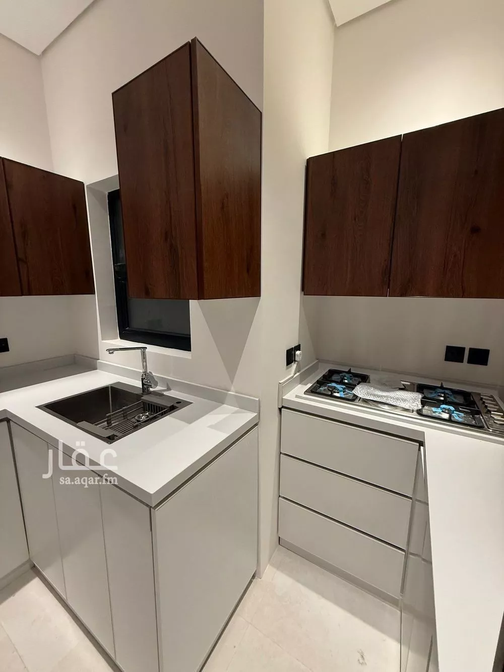 3 bedroom apartment in Al Yarmouk 4