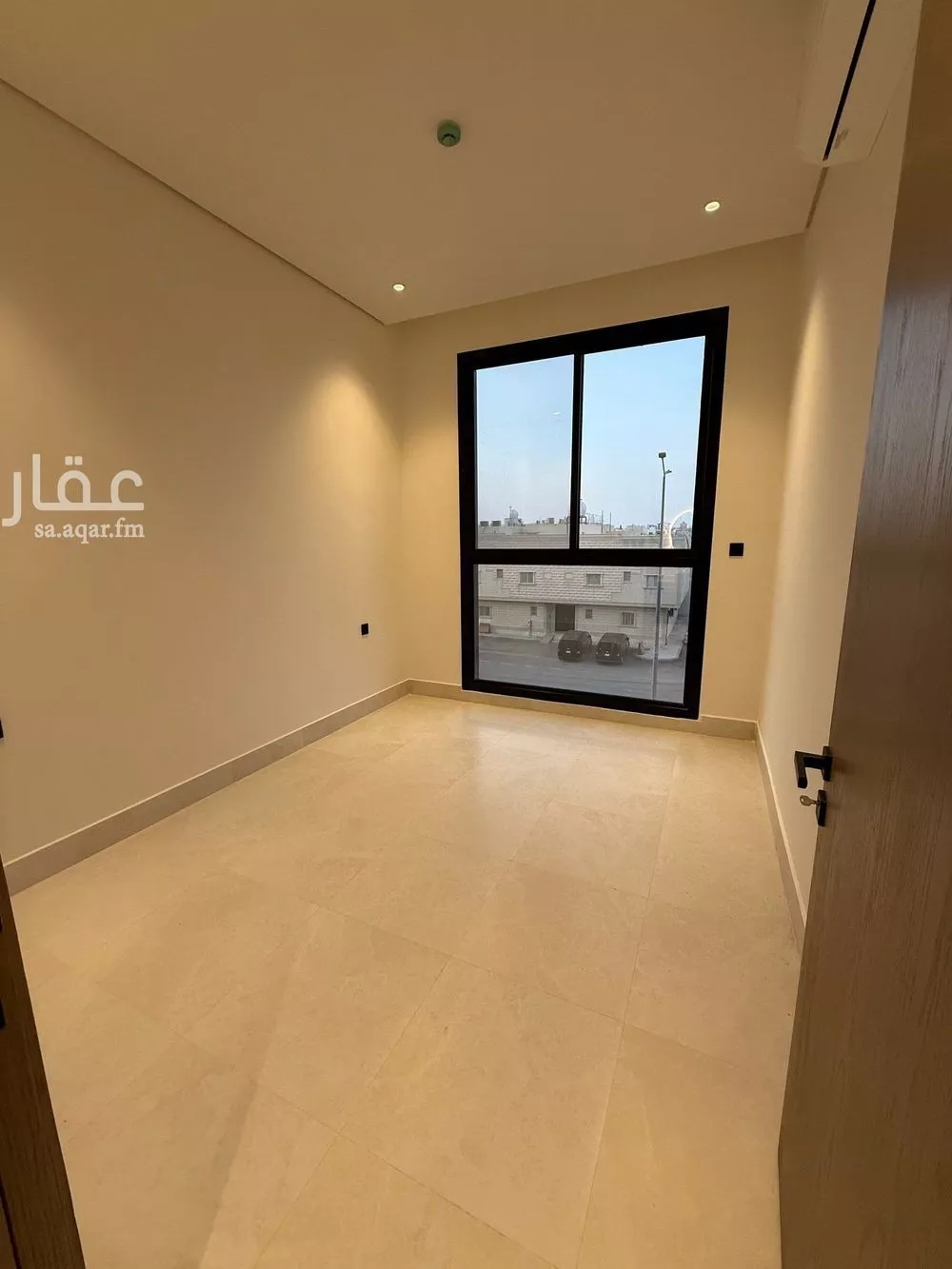 3 bedroom apartment in Al Yarmouk 6