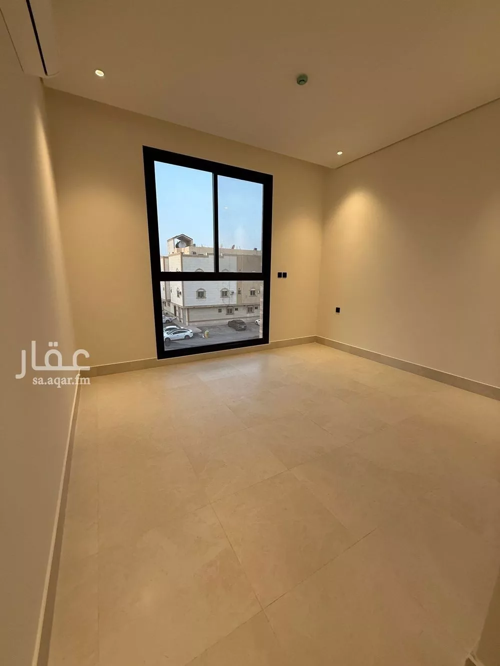 3 bedroom apartment in Al Yarmouk 10